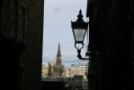 PICTURES/Edinburgh Street Scenes and Various Buildings/t_Close5.JPG